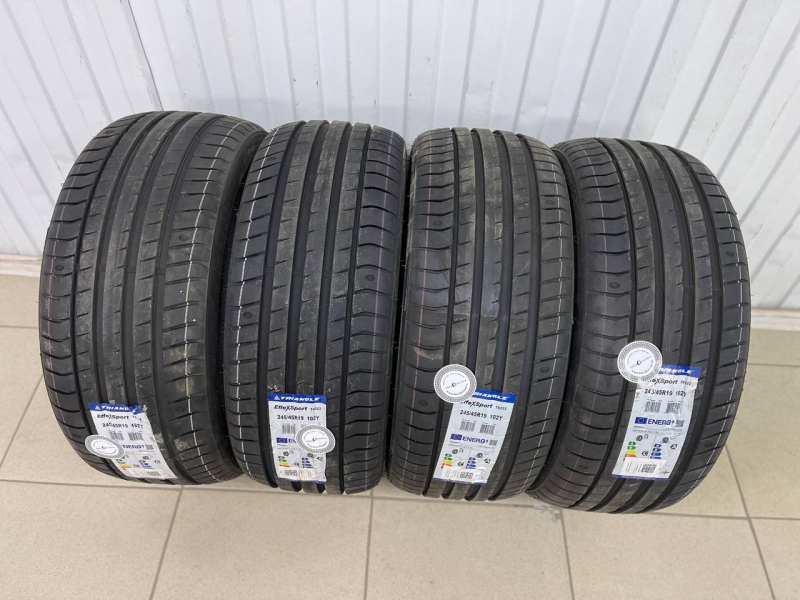 Triangle EffeXSport TH202 255 40 R19 100Y